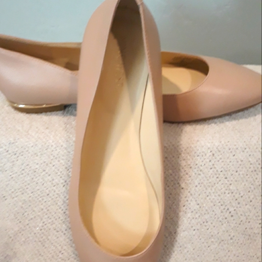 Nine West Corrine Flats size 9